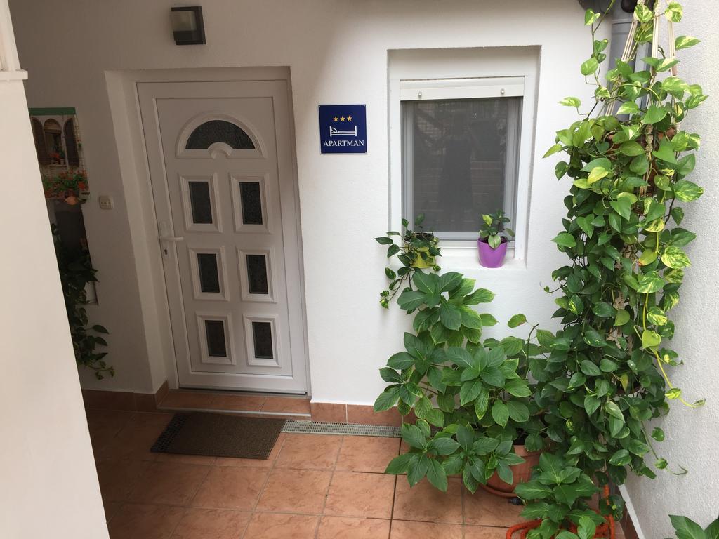 Apartment Пула Екстер'єр фото